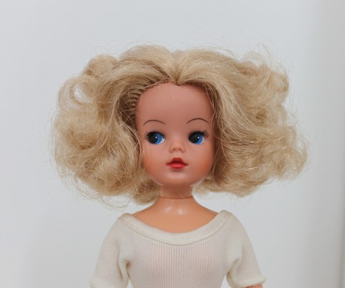 1977 hong kong - 1977, sindy