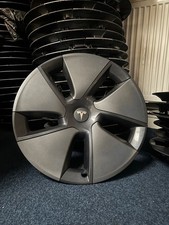 TESLA MODEL 3 WHEEL 18”
