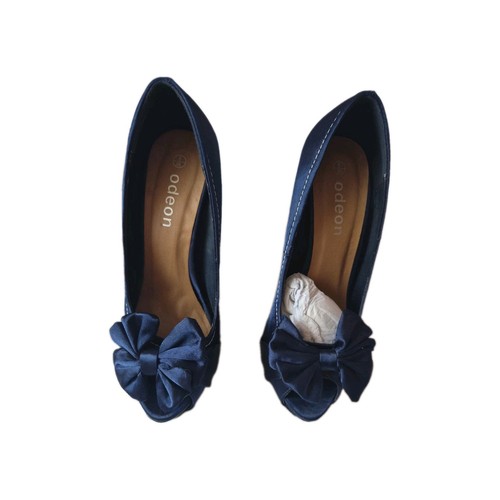 Ladies size royal blue 4 - size,