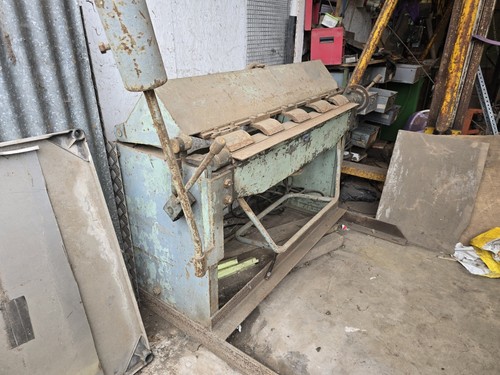 Box and pan - box,