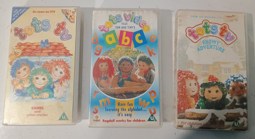 Tots vhs video tape - tape, bundle