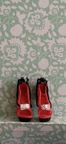Monster high operetta - dot, dead