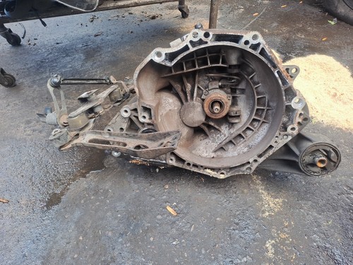 Vauxhall astra gearbox f17c394 - vauxhall,