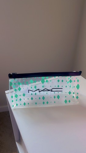 New mac cosmetics clear mint - mac,