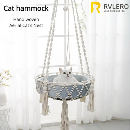 Winter pet hammock cat - winter,