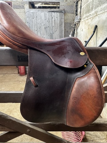 Prestige jumping saddle - jumping, 16.5