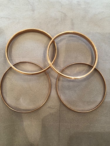 Four pretty bangles - , /