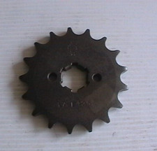 SUZUKI TSR125 TS125 RK SF15A 1989 JTF425 17 JT FRONT STEEL SPROCKET