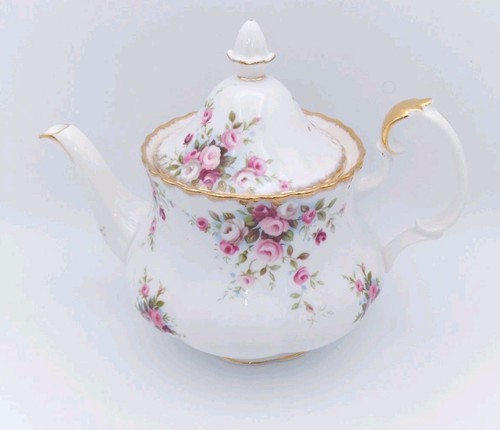 Royal albert bone - bone, teapot