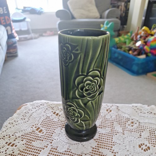Vintage sylvac green - vintage,