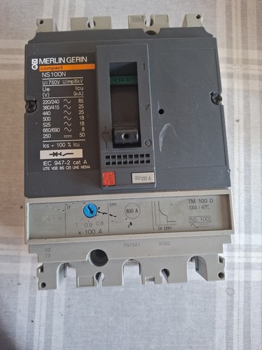 Merlin gerin 100 - 100, n