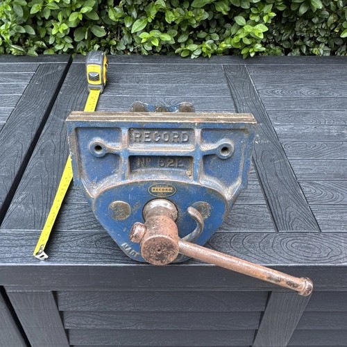 Record 52e woodwork bench - 52e,
