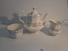 JOHNSON BROTHERS ETERNAL BEAU TEA POT, MILK JUG & OPEN SUGAR BOWL