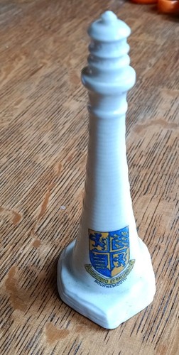 Crested china chicken rock - chicken,