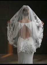 UK 1 Tier Sequins Bridal Lace