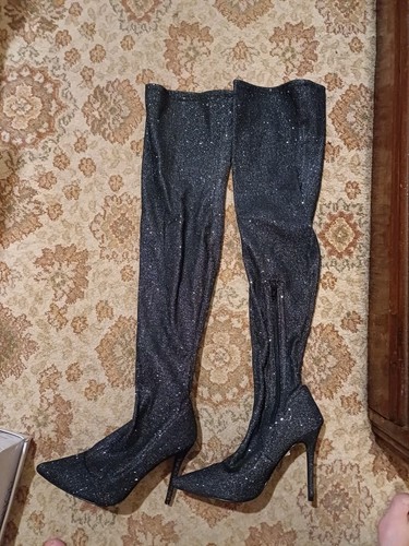 Absolutely stunning long thigh - absolutely,