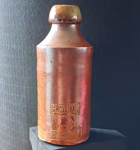 White stoneware ginger beer - white,