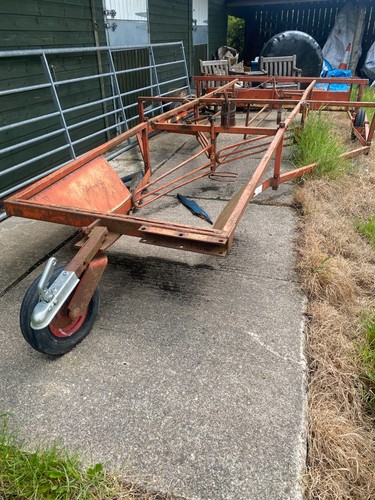 Browns flat bale sledge - 8, /
