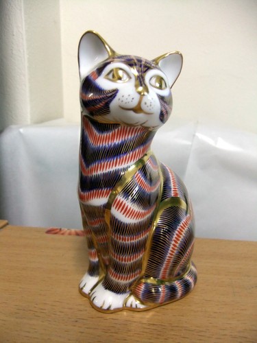 Royal crown derby paperweight - crown,