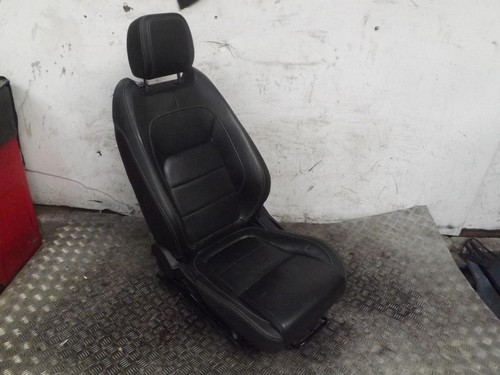 Jaguar left passenger - xe,