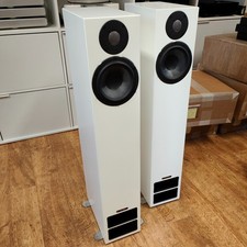 PMC Twenty5 24i Floorstanding Loudspeakers in Silk White  (RRP £6575)