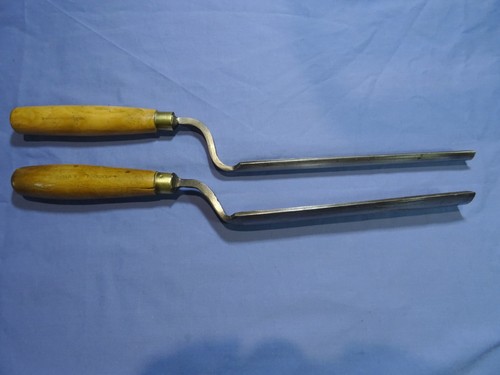 Pair cranked paring - of,