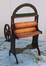 Vintage Toy Metal Mangle 1950s. Working. VGC. 7ins. Remanco?