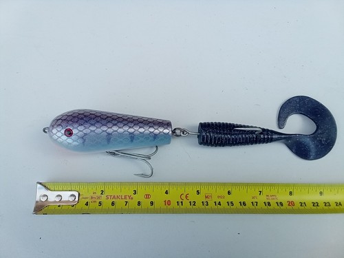 Fox demon pike lure - demon,