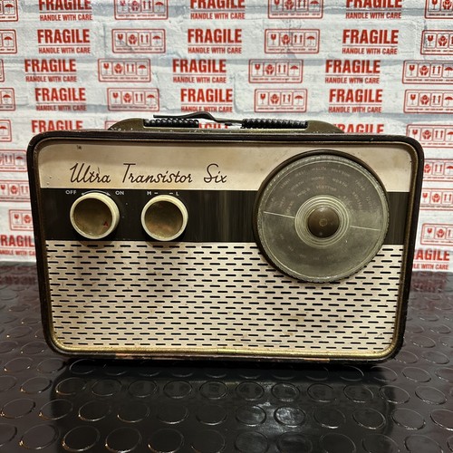 Vintage radio ultra - vintage, transistor
