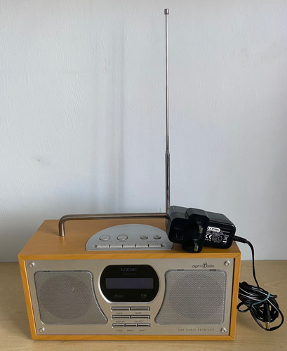Logik dab radio - logik, logr118d