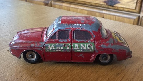 Dinky 268 renault dauphine - renault,
