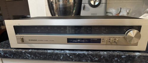 Tuner - hi-fi,