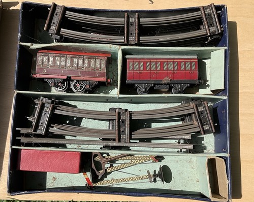 Hornby gauge tin plate train - tin,