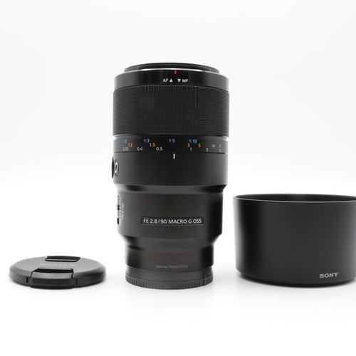 Sony 90mm macro g - f/2.8, oss