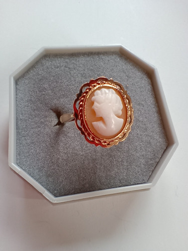 Vintage 9ct gold hallmarked - 9ct,