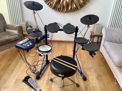 Roland td3 electronic drum kit - roland,
