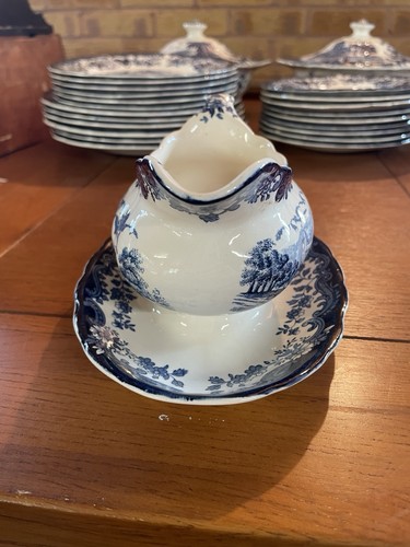 Royal worcester palissy avon - royal,