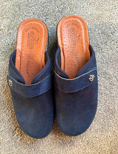 Pavers fly flot navy - fly,