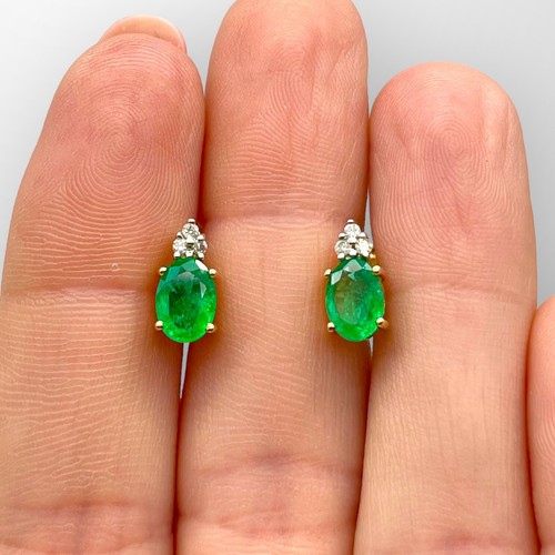 Gold earrings emerald diamond - gold,