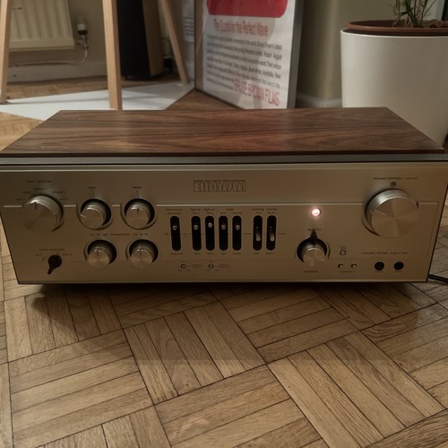 Pre amplifier luxman - pre-amplifier, c-1000