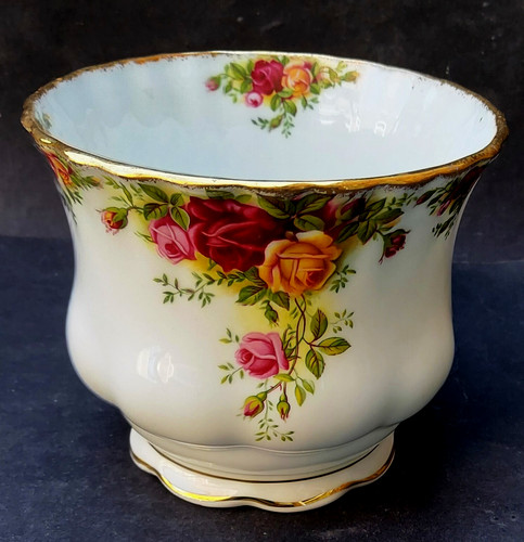 Bone china royal albert old - bone,