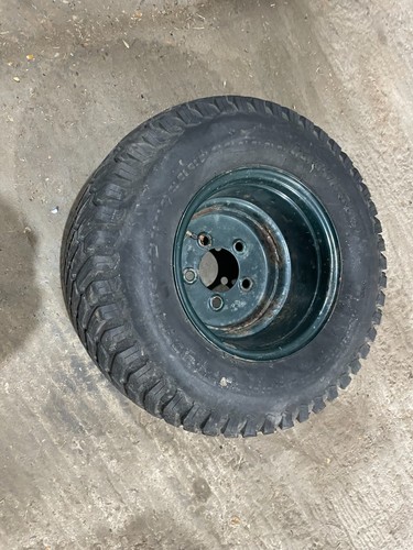Front stud wheel - front,