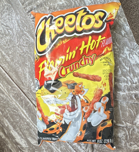 Cheetos flamin hot - cheetos, flamin'