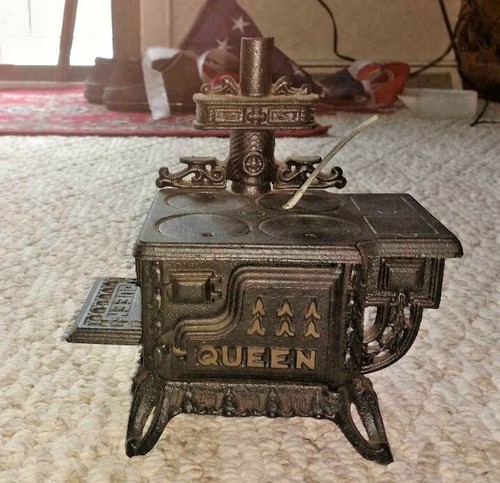 Queen stove replica - queen,