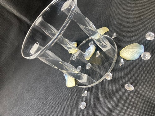 Twisted spiral acrylic - twisted,