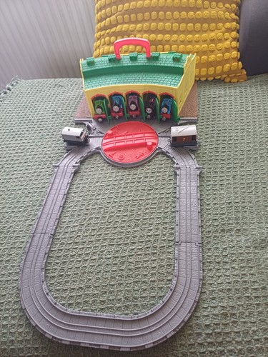 Thomas and friends tidmouth - friends,