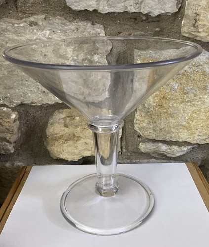 Oversized novelty bar ware - novelty,