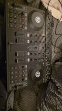 Traktor Kontrol S4 MK1 DJ