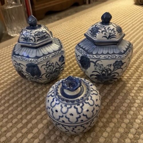 Pair ginger jars - of,