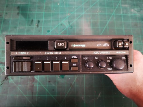 Ford 2000 radio cassette - ford,